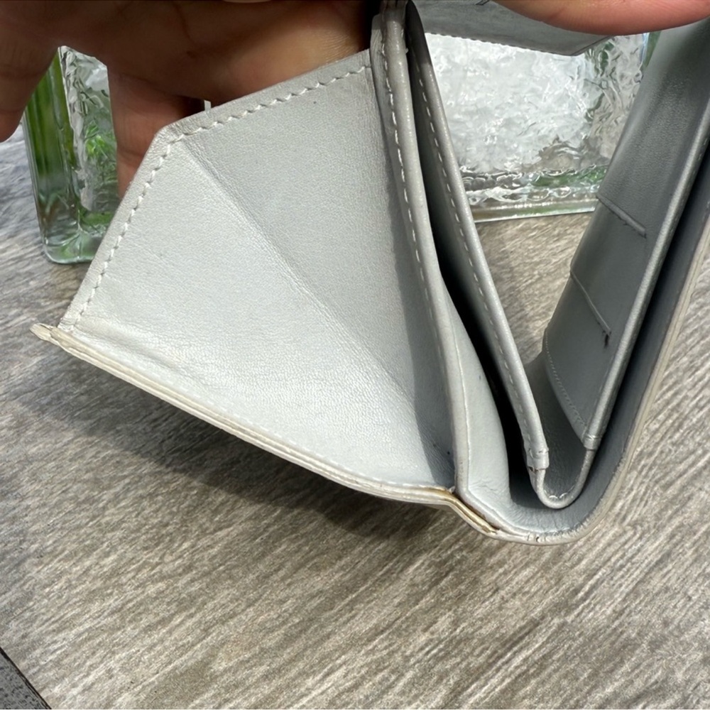 EUC! Louis Vuitton Vermis Metallic Gold Vintage Wallet - Picture 8 of 11
